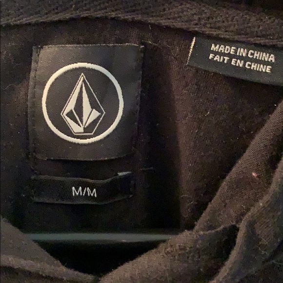 Men’s Volcom hoodie - Picture 3 of 3